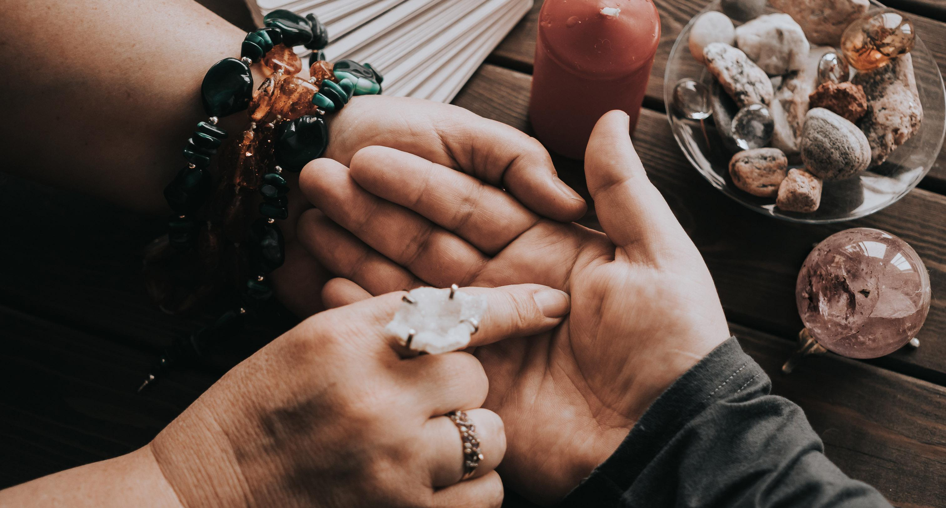 Ложные мифы об экстрасенсах